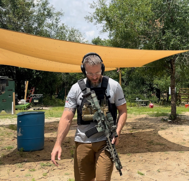 Gun instructor teaching shooting lessons in Palm Springs Florida